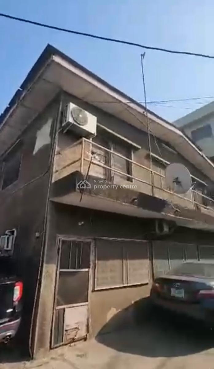 Solid Block of 4 Flats, Surulere, Lagos, Block of Flats for Sale