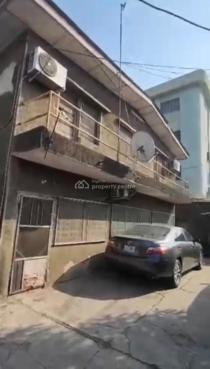 Solid Block of 4 Flats, Surulere, Lagos, Block of Flats for Sale