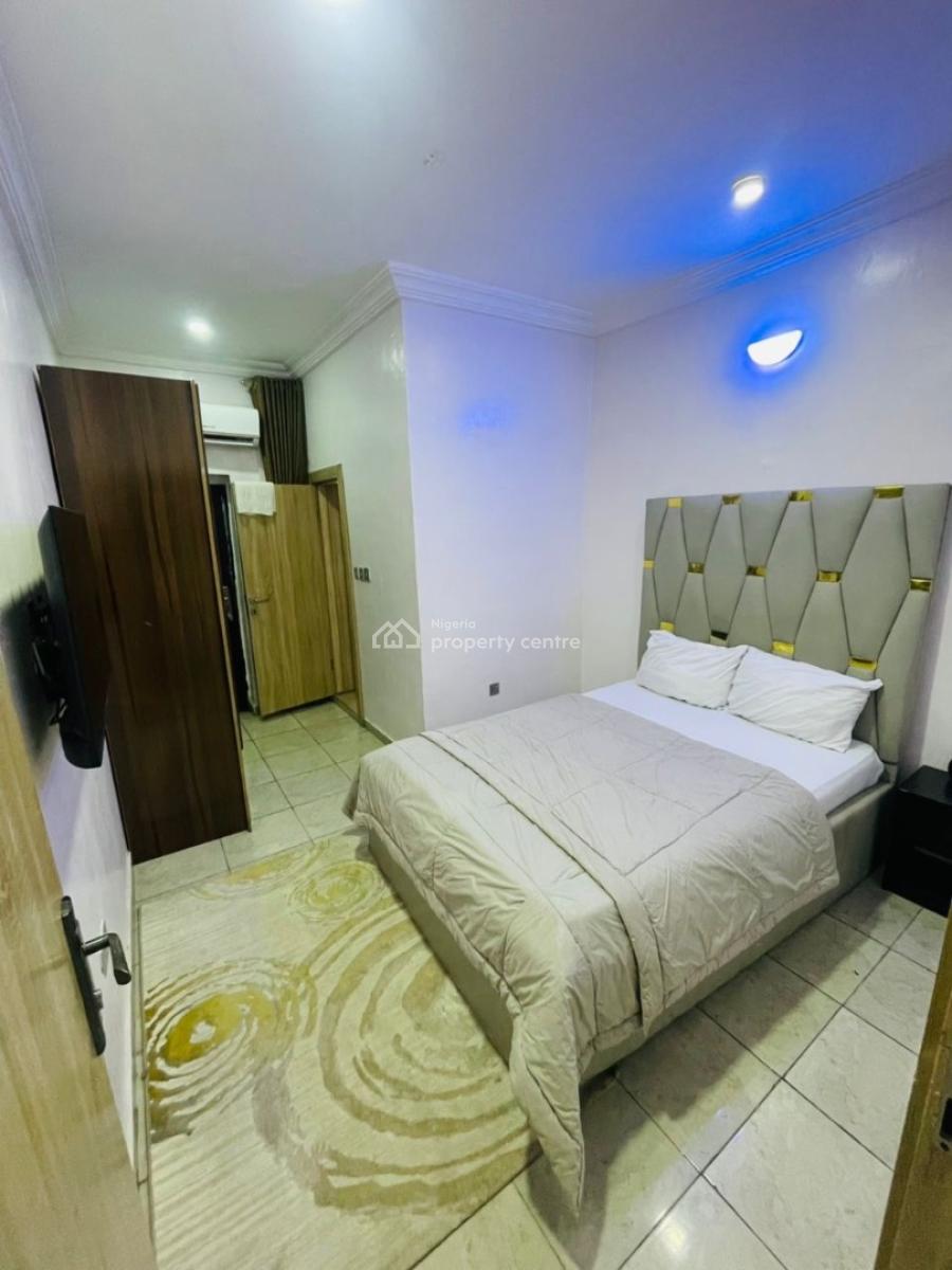 Luxury 2bedroom Apartment in a Secured Estate, Off Orchid Road, Conservative Centre Road, Lekki Expressway, Lekki, Lagos, Flat / Apartment Short Let