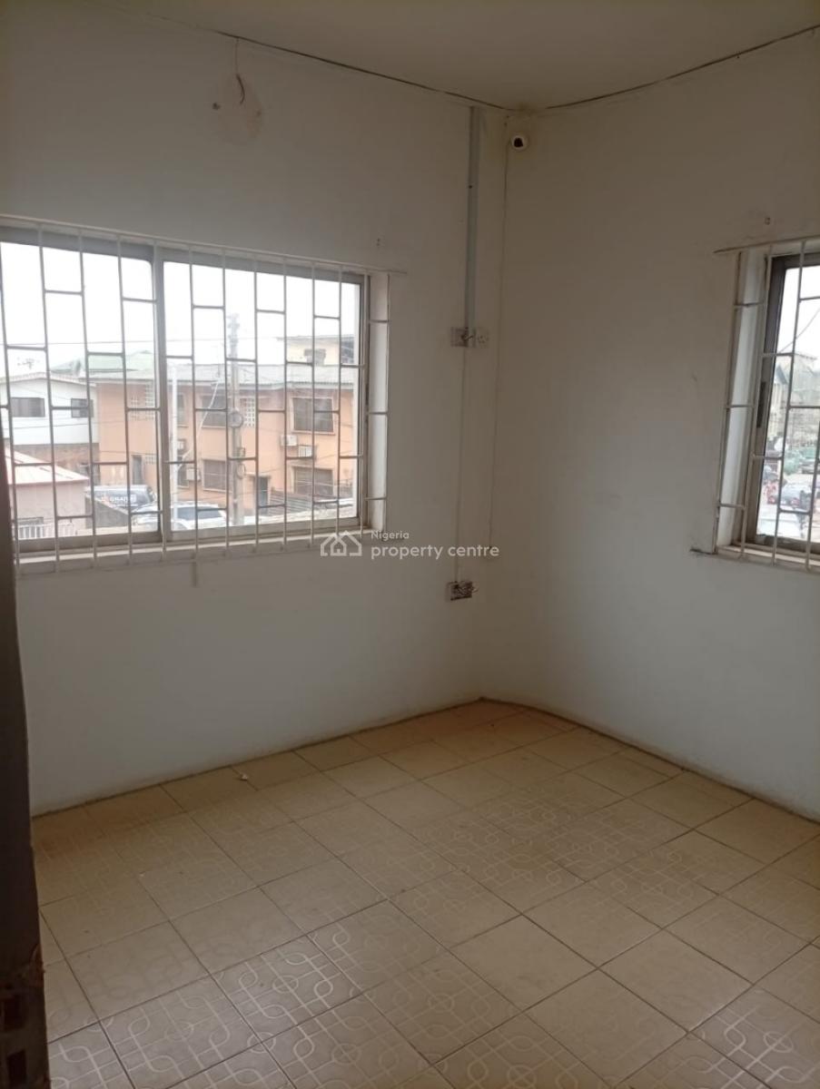 Open Planned Office Space, Fadeyi Street (behind Slot Office), Ikeja, Lagos, Office Space for Rent