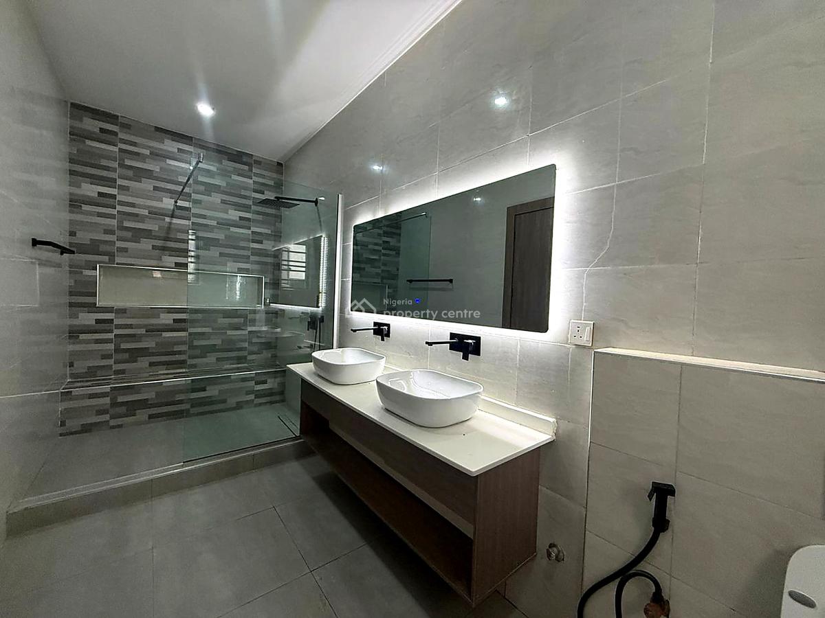 3 Bedroom Apartment in Vi, Lekki Phase 1, Lekki, Lagos, Flat / Apartment for Sale
