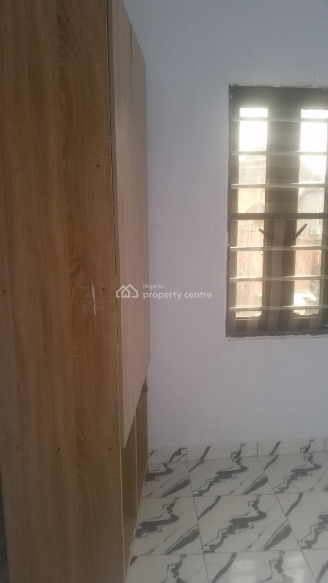 Executive 2 Bedroom Flat with Modern Finishings., Adelabu, Surulere, Lagos, Flat / Apartment for Rent