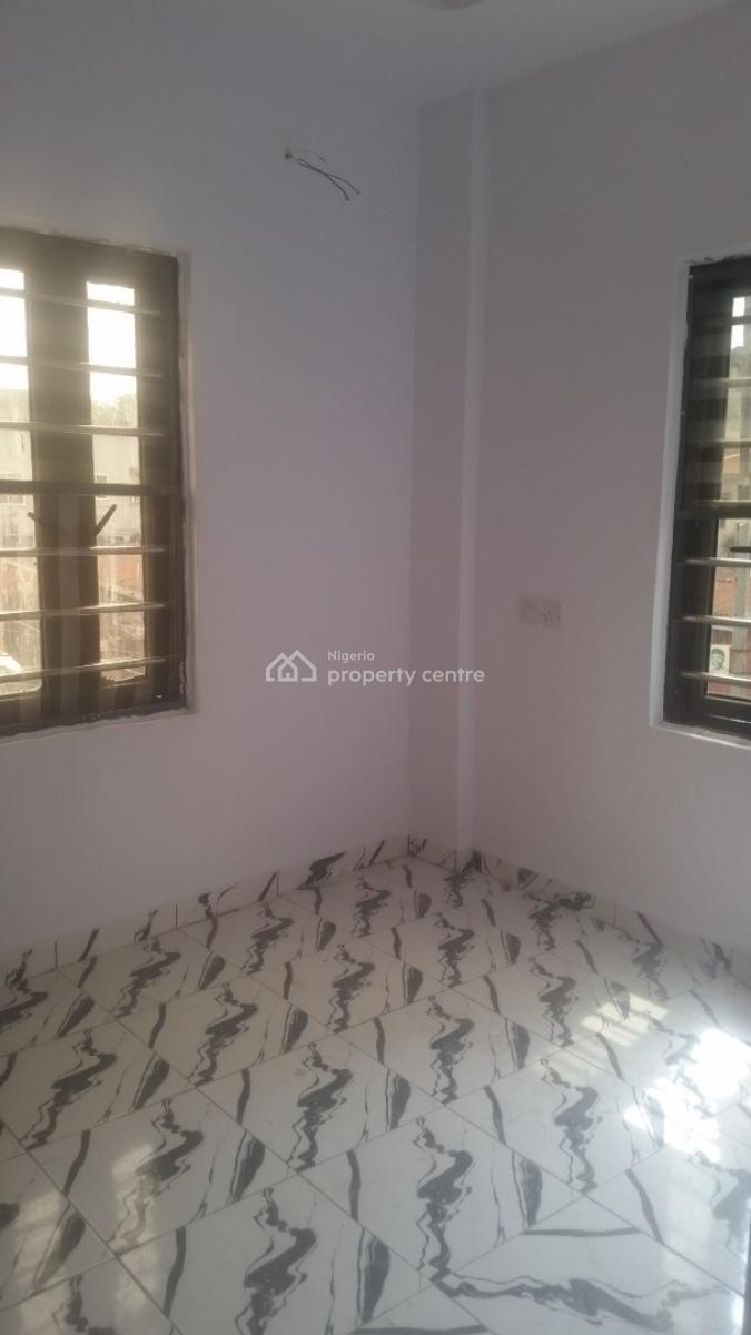 Executive 2 Bedroom Flat with Modern Finishings., Adelabu, Surulere, Lagos, Flat / Apartment for Rent