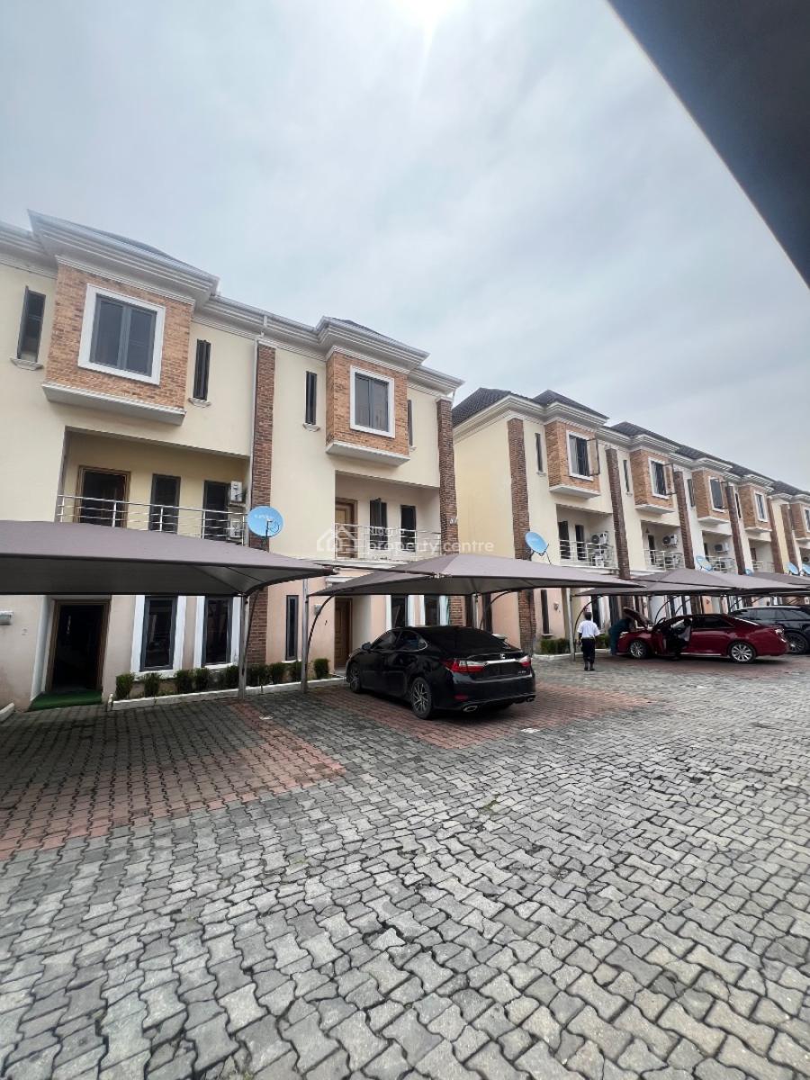Lovely Four Bedrooms Terrace with Bq, Off Chevron Drive Lekki, Lekki Phase 1, Lekki, Lagos, Terraced Duplex for Sale