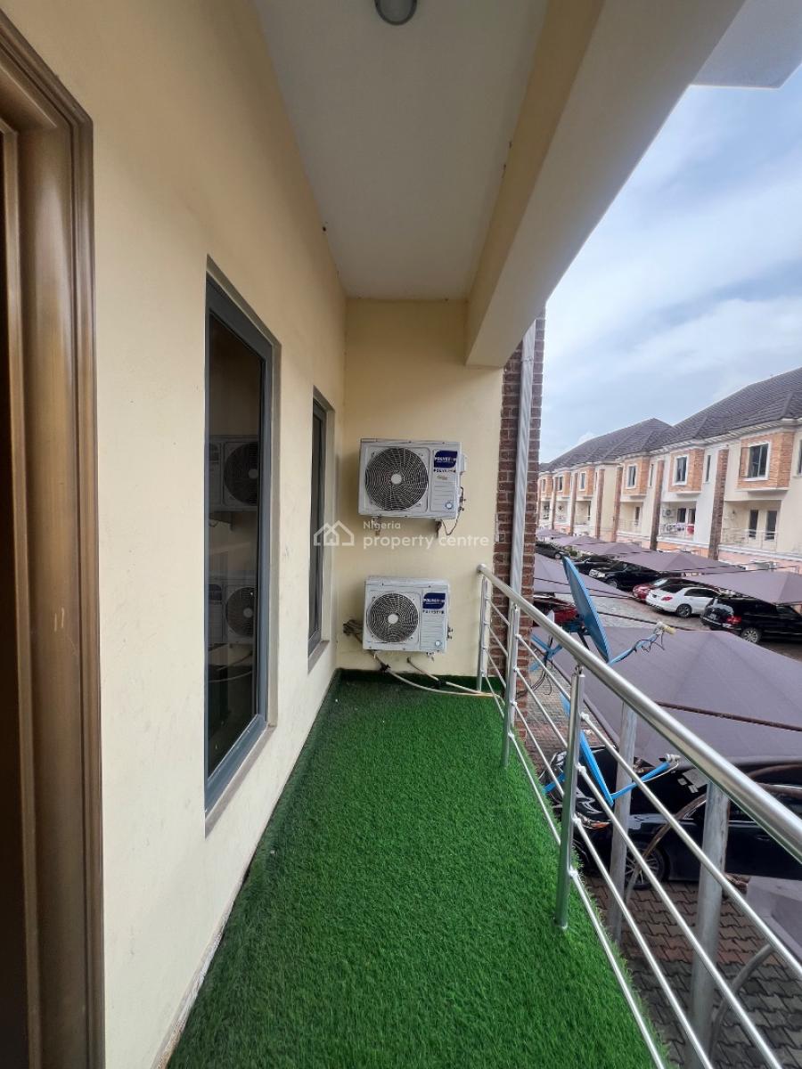 Lovely Four Bedrooms Terrace with Bq, Off Chevron Drive Lekki, Lekki Phase 1, Lekki, Lagos, Terraced Duplex for Sale