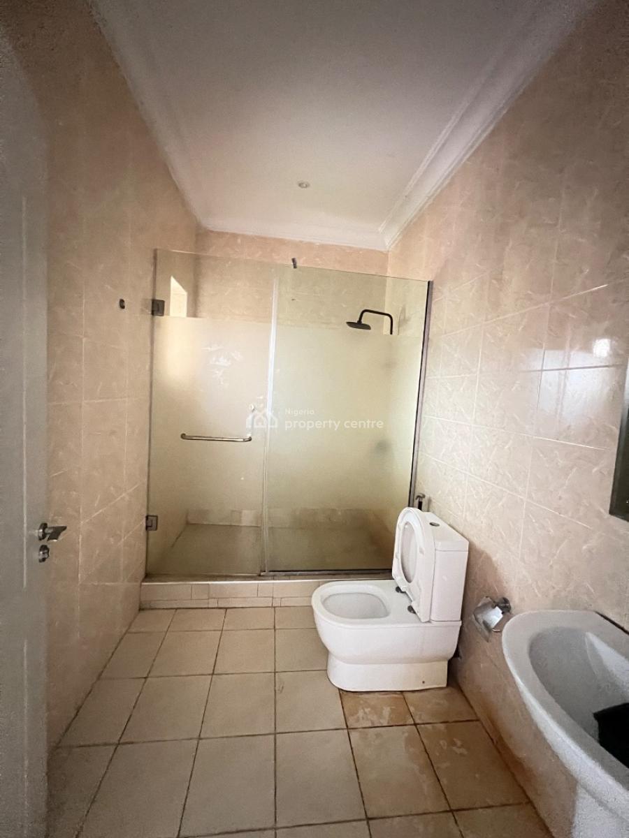 Lovely Four Bedrooms Terrace with Bq, Off Chevron Drive Lekki, Lekki Phase 1, Lekki, Lagos, Terraced Duplex for Sale
