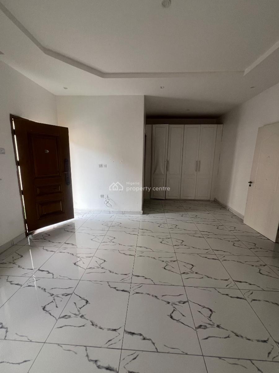 Lovely Four Bedrooms Terrace with Bq, Off Chevron Drive Lekki, Lekki Phase 1, Lekki, Lagos, Terraced Duplex for Sale