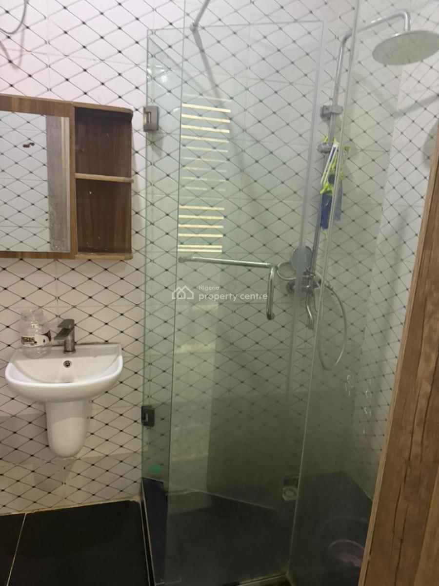 Executive 2 Bedroom Apartment, Van Daniels Estate, Lekki Conservation, Lekki, Lagos, Flat / Apartment for Rent