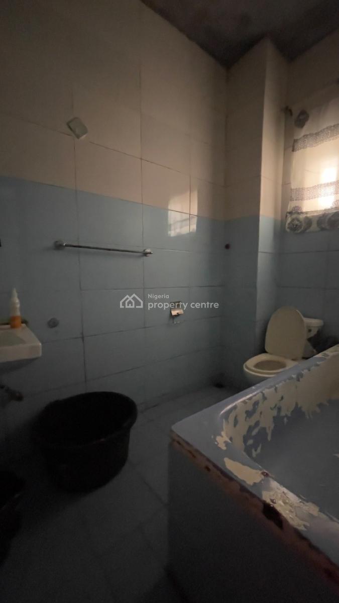 Spacious Standard Room, Chinese Estate Mobil Road, Ilaje, Ajah, Lagos, Self Contain (single Rooms) for Rent