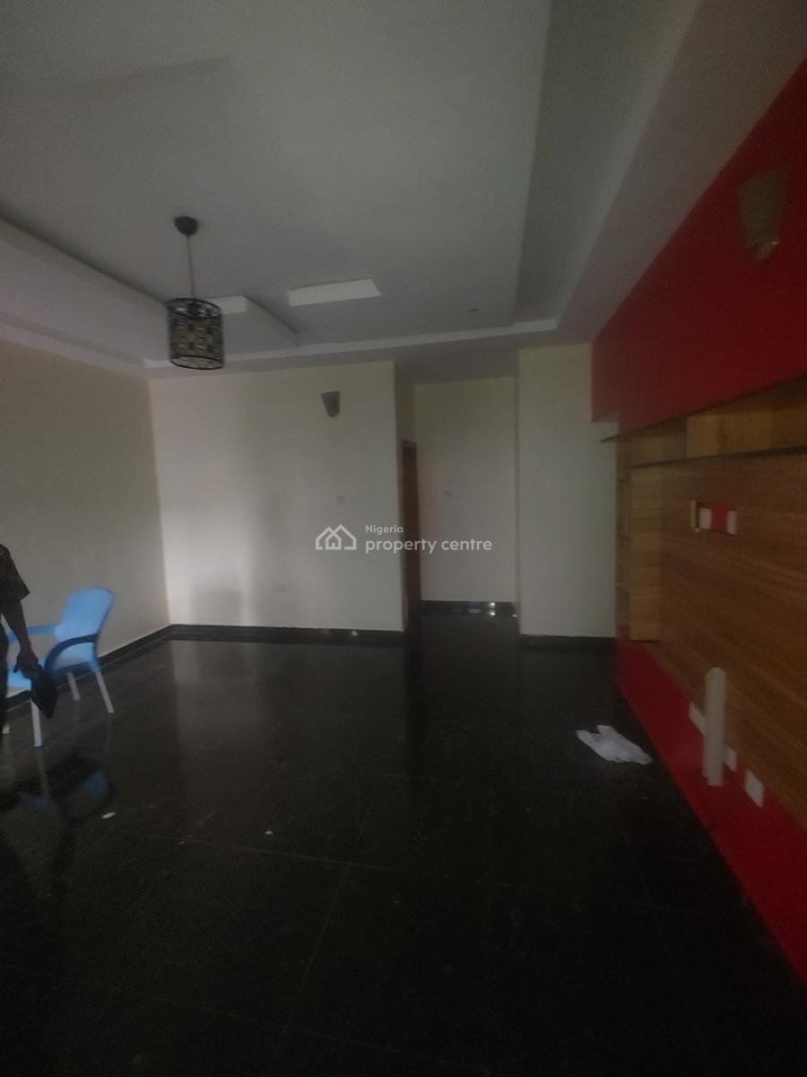 Very Neat and Spacious 2 Bedroom Flat in an Estate, Upstairs, Sangotedo, Sangotedo, Ajah, Lagos, Flat / Apartment for Rent