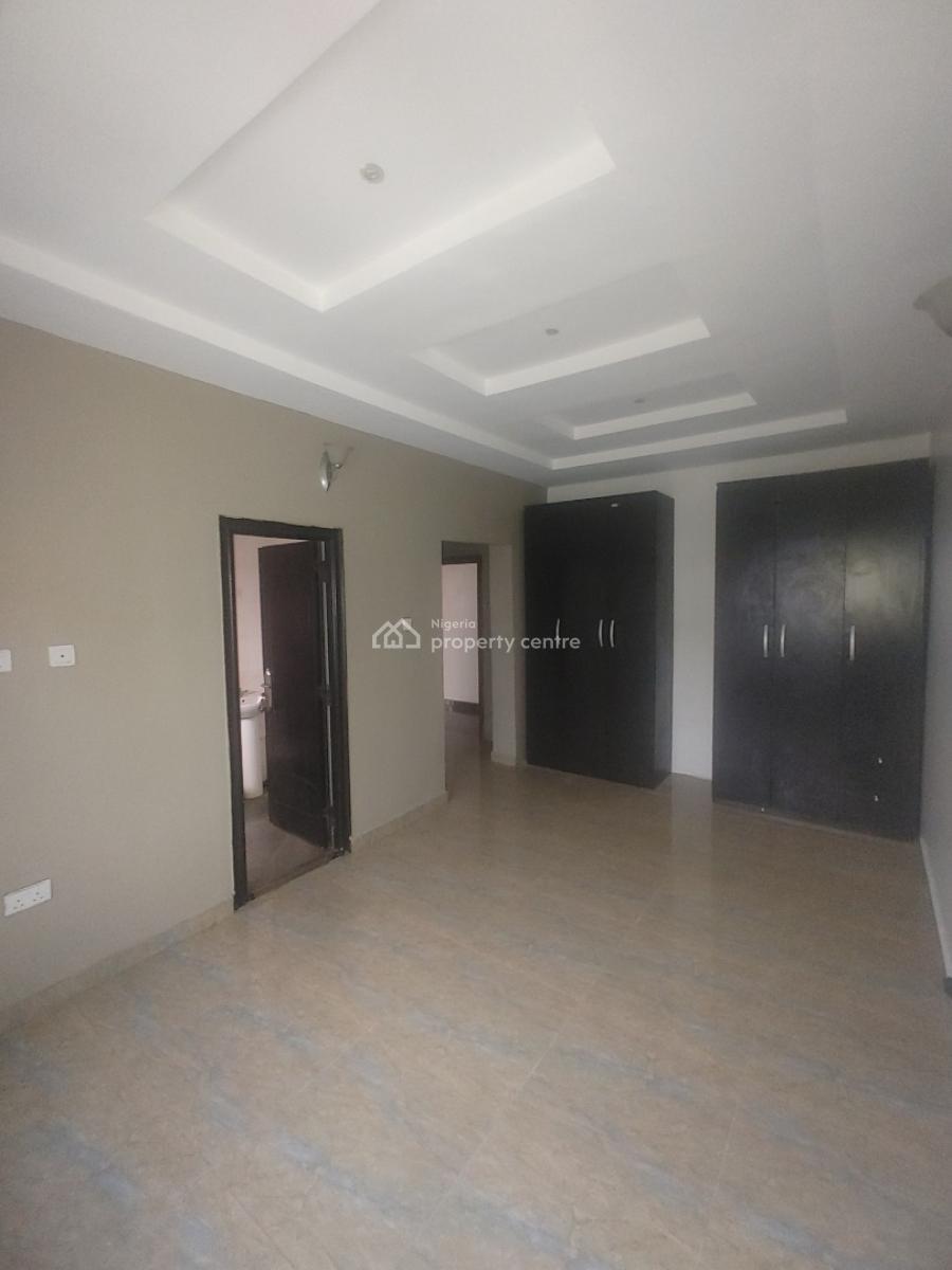 Very Neat and Spacious 2 Bedroom Flat in an Estate, Upstairs, Sangotedo, Sangotedo, Ajah, Lagos, Flat / Apartment for Rent