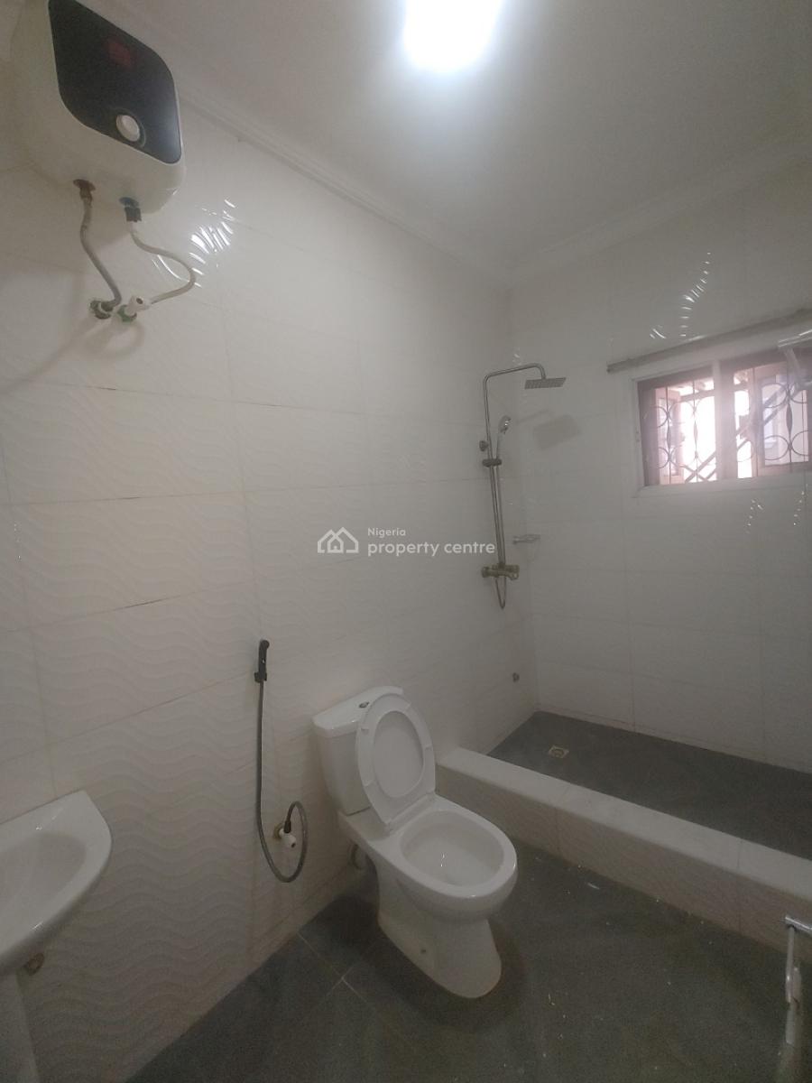 Very Neat and Spacious 2 Bedroom Flat in an Estate, Upstairs, Sangotedo, Sangotedo, Ajah, Lagos, Flat / Apartment for Rent
