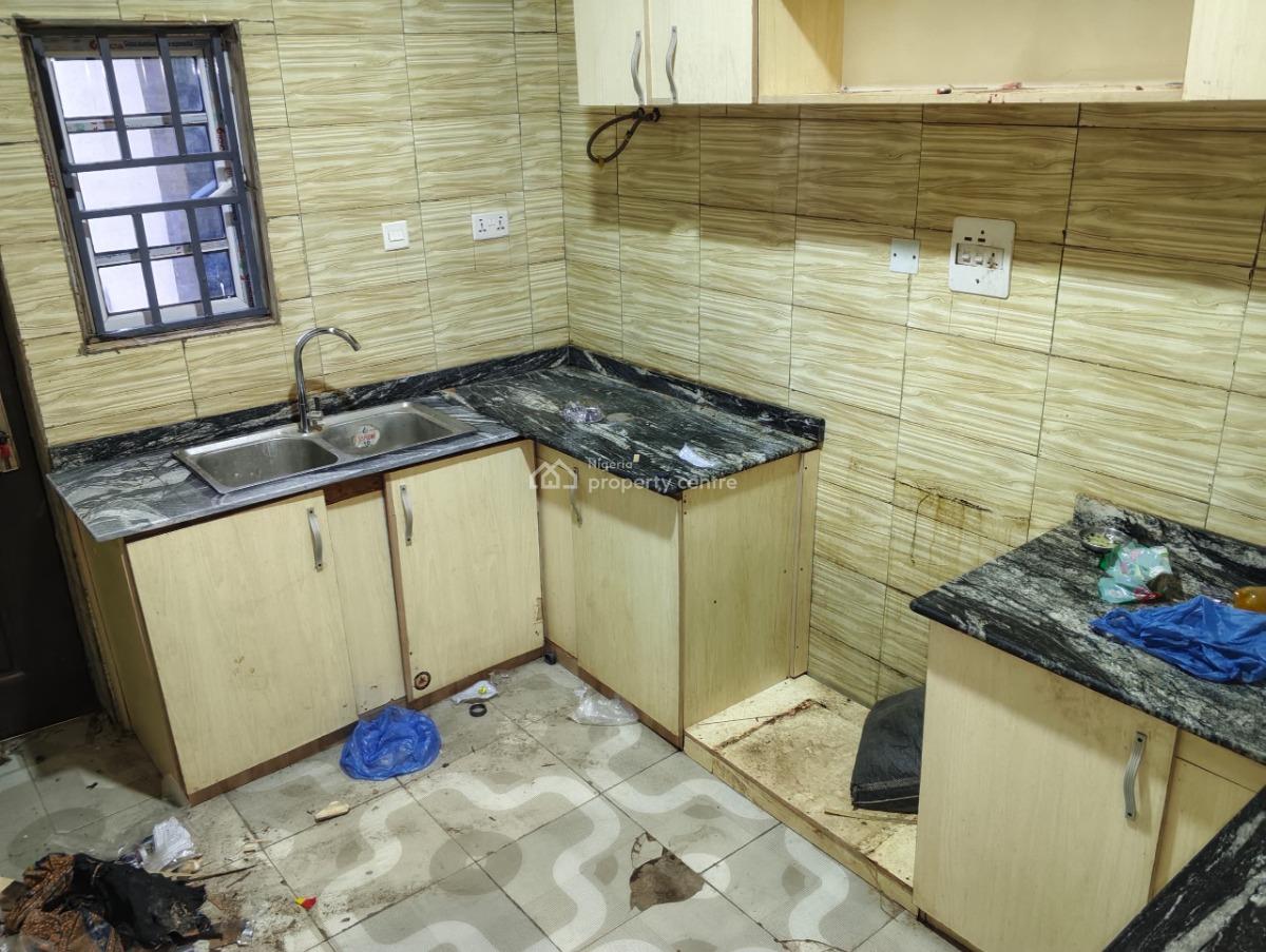 Spacious 3 Bedroom Apartment, Number 10 James Micheal Street, Katampe (main), Katampe, Abuja, Flat / Apartment for Rent