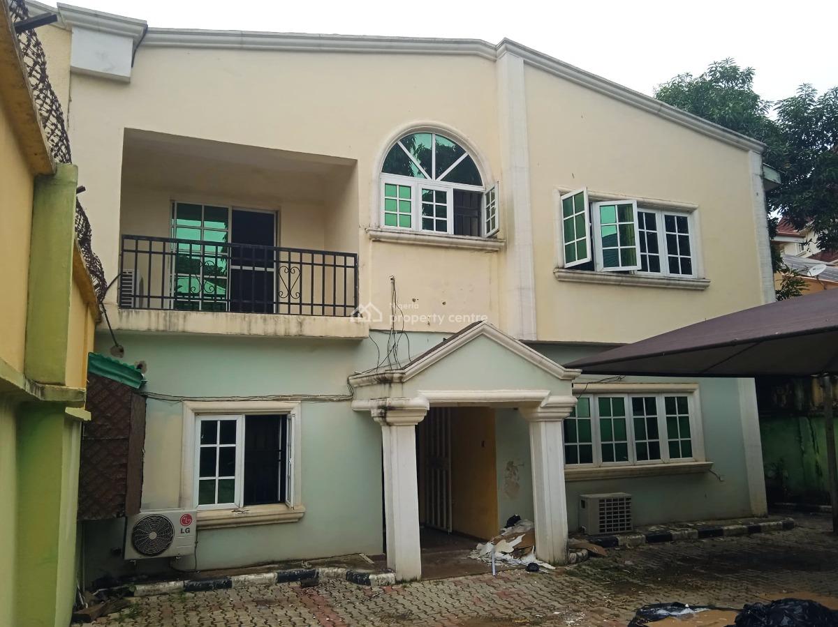5bedroom Semi Detached Duplex with 2room Bq, Maitama District, Abuja, Semi-detached Duplex for Rent