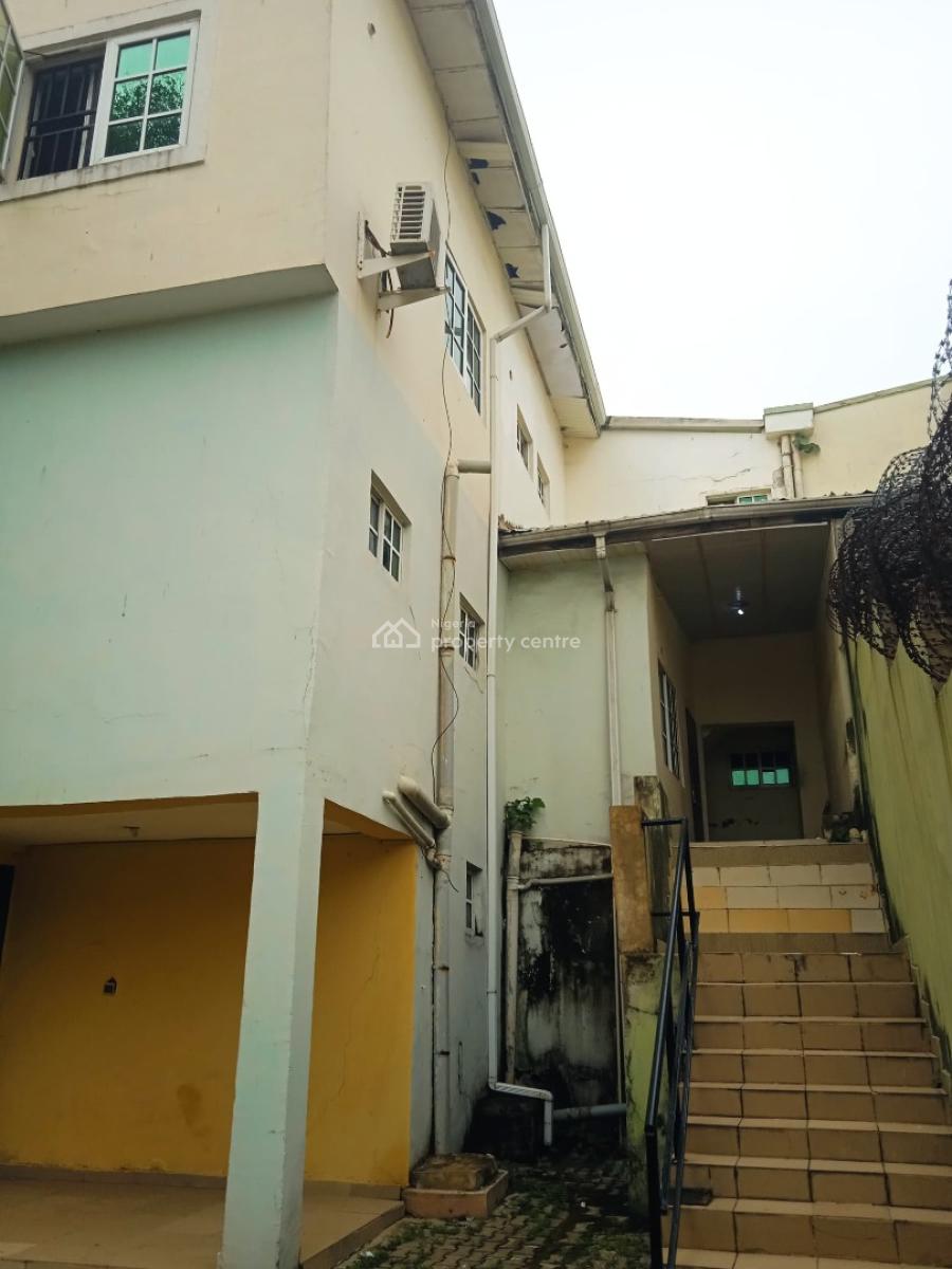 5bedroom Semi Detached Duplex with 2room Bq, Maitama District, Abuja, Semi-detached Duplex for Rent