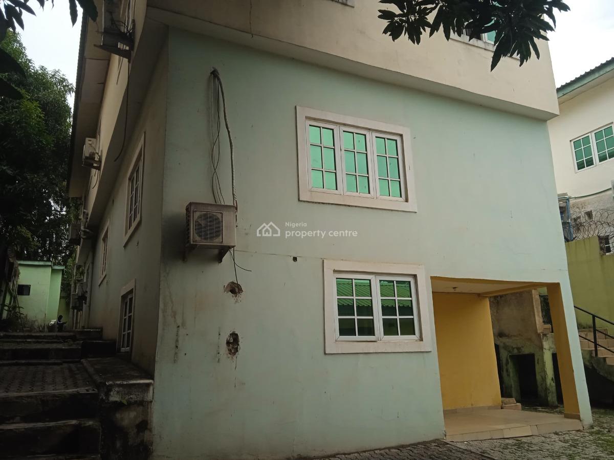 5bedroom Semi Detached Duplex with 2room Bq, Maitama District, Abuja, Semi-detached Duplex for Rent