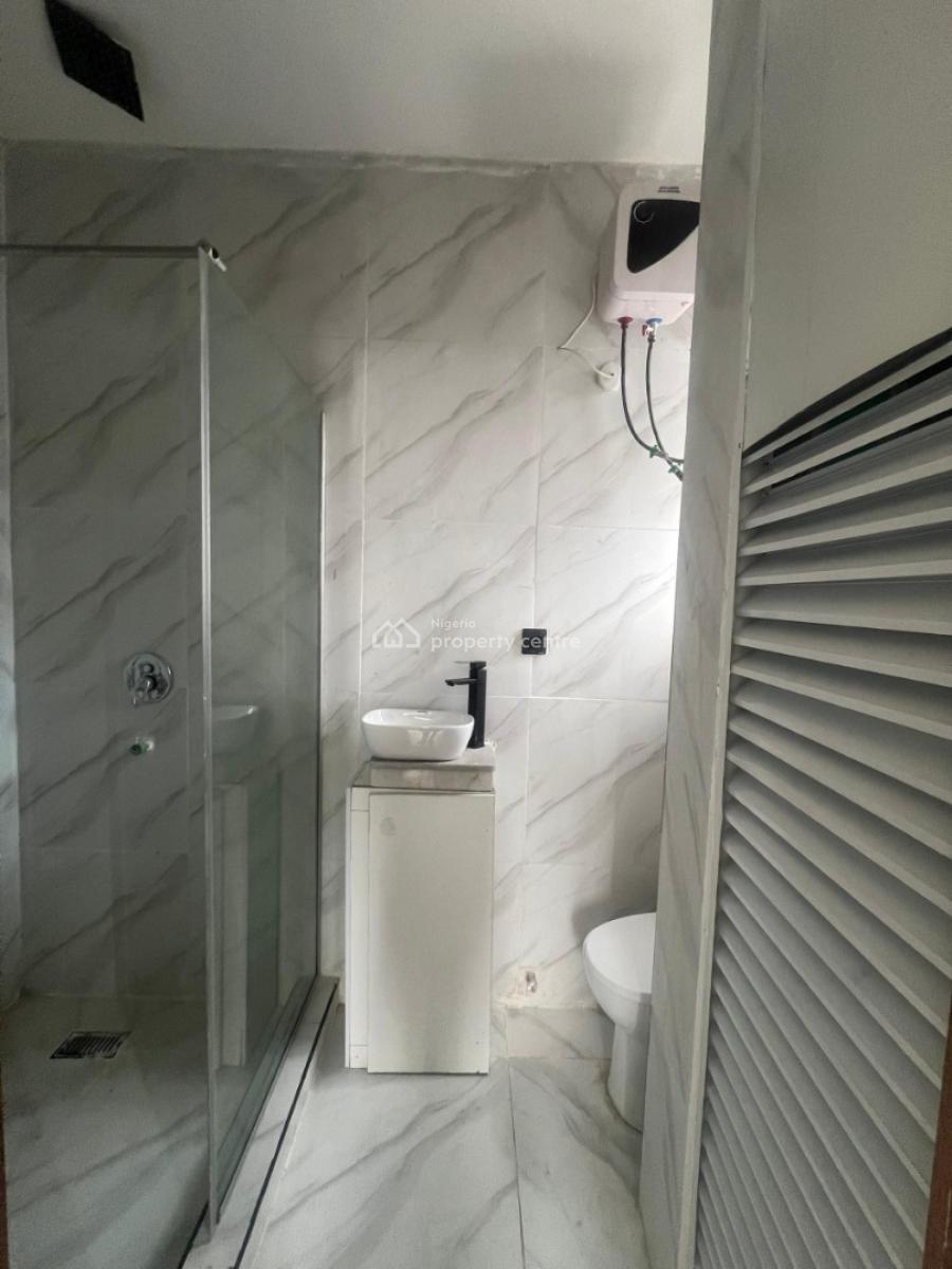 Luxury 2 Bedroom Apartment, Ologolo, Lekki, Lagos, Flat / Apartment for Rent