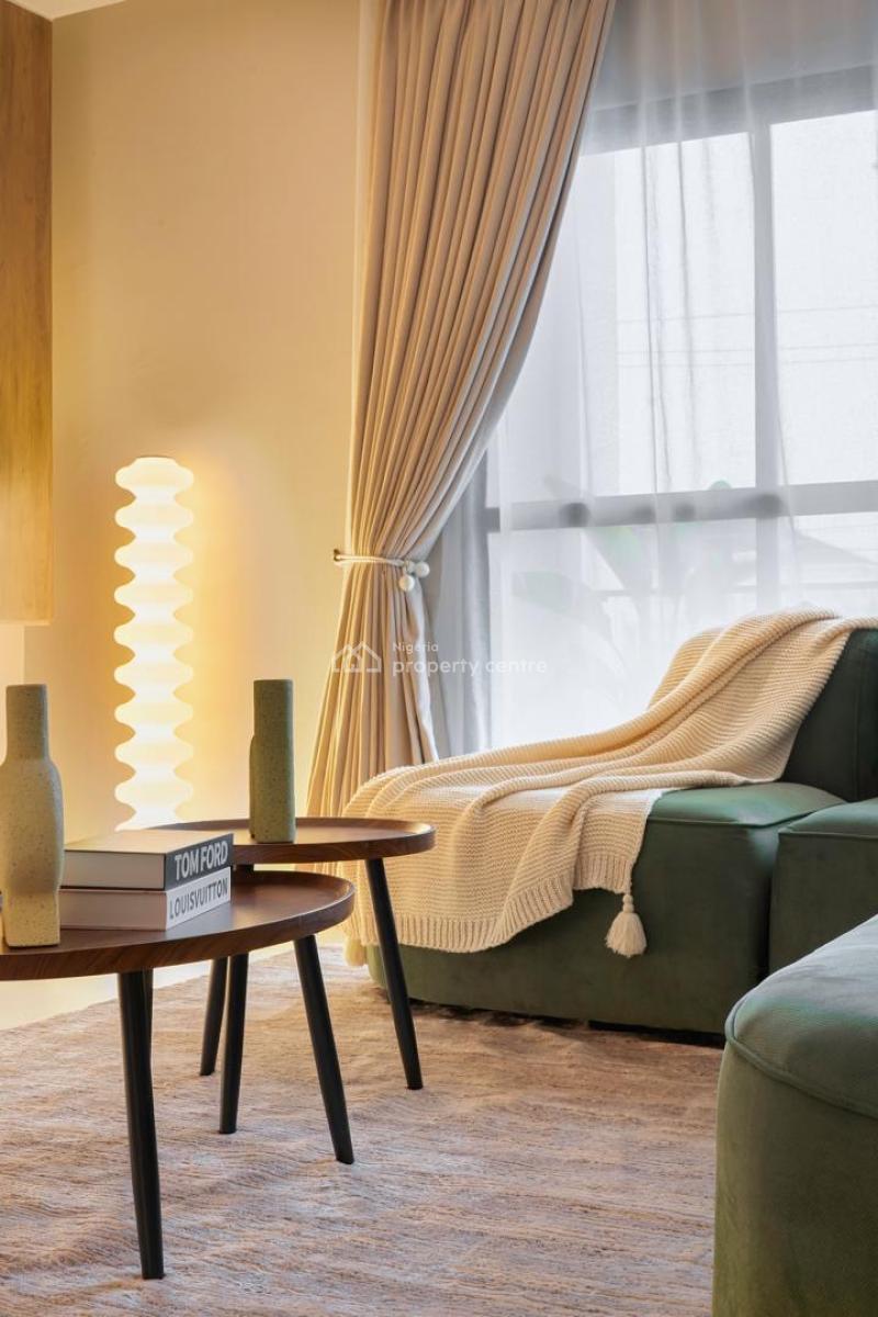 Lux & Chic Cityview 2-bedroom with Wonderful Amenities, Lekki Phase 1, Lekki, Lagos, Flat / Apartment Short Let
