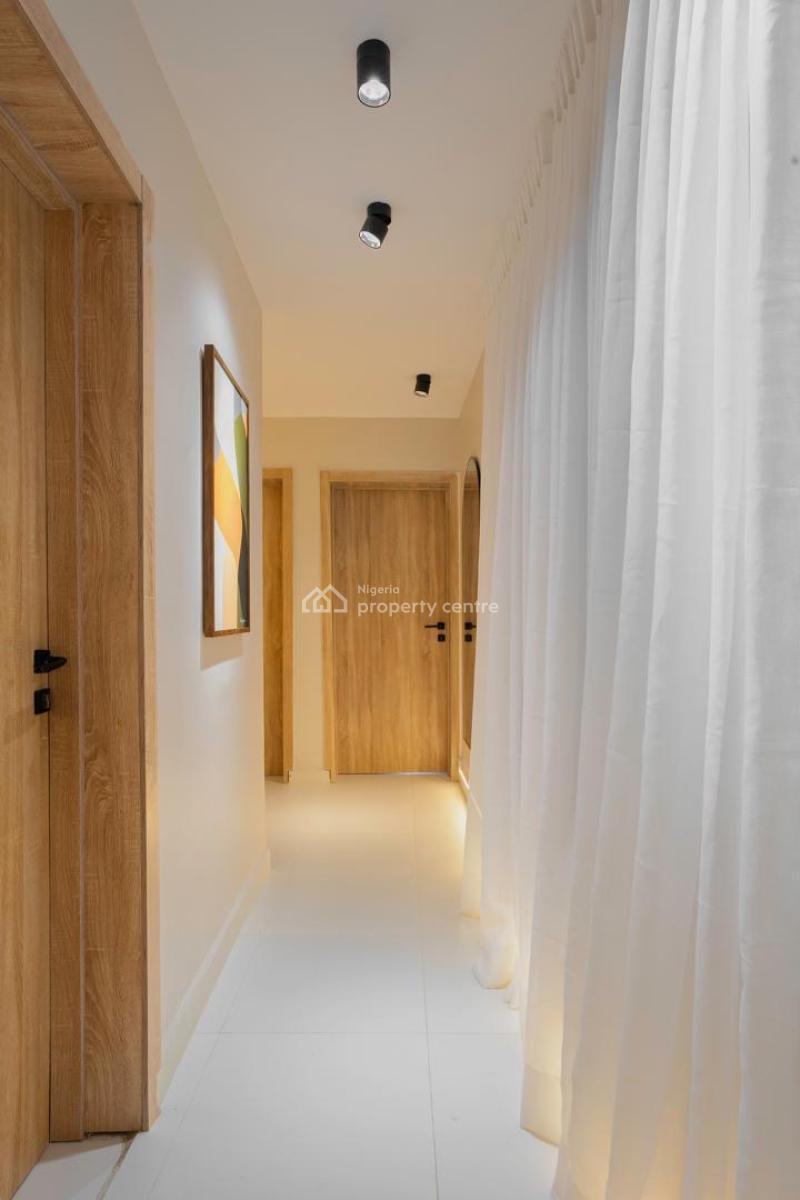 Lux & Chic Cityview 2-bedroom with Wonderful Amenities, Lekki Phase 1, Lekki, Lagos, Flat / Apartment Short Let