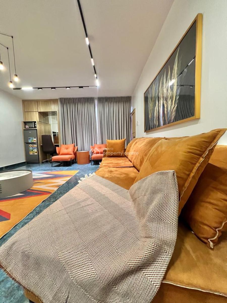 Luxury & Furnished 1-bedroom Apartment, Wuse 2, Abuja, Flat / Apartment Short Let