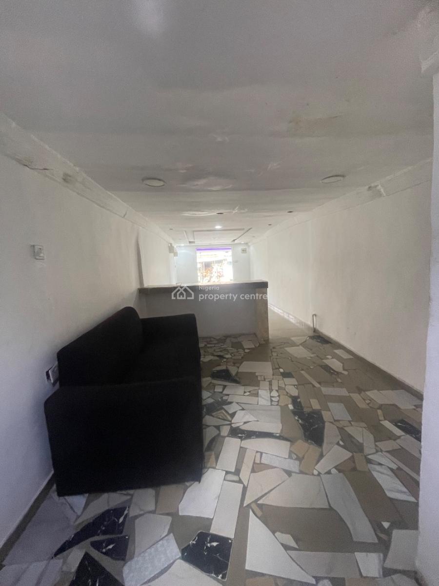 Shop at a Very Busy Street Close to The Express, Fidiso Bus Stop, Abijo, Lekki, Lagos, Shop for Rent