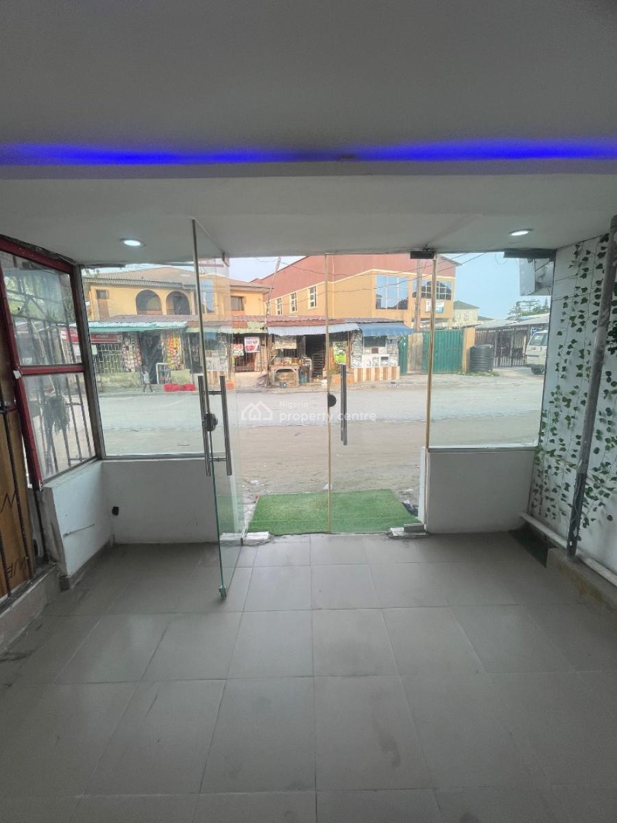 Shop at a Very Busy Street Close to The Express, Fidiso Bus Stop, Abijo, Lekki, Lagos, Shop for Rent