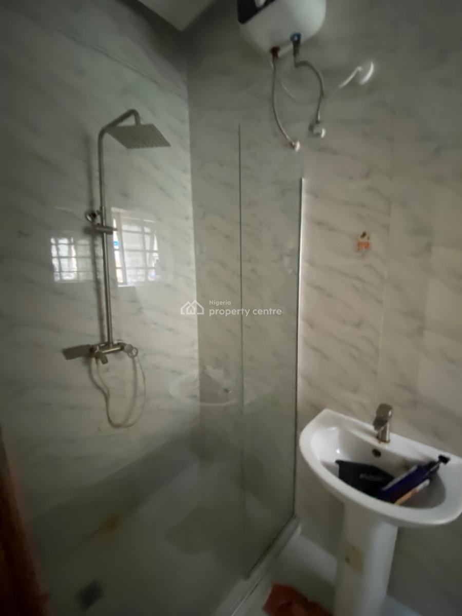 Spacious Serviced 2 Bedrooms Flat, Orchid Road Lekki ,gated Estate in a Call to Access, Lekki Phase 2, Lekki, Lagos, Flat / Apartment for Rent