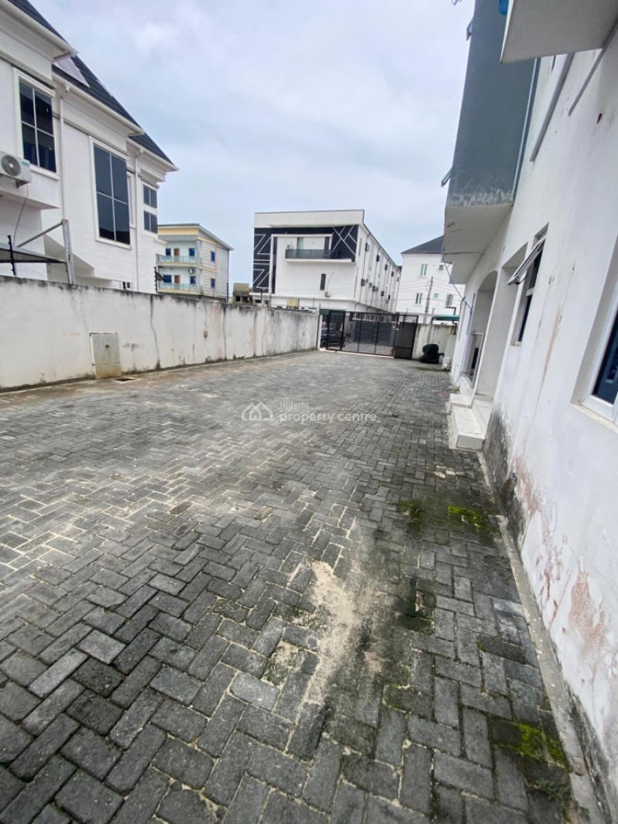 Spacious Serviced 2 Bedrooms Flat, Orchid Road Lekki ,gated Estate in a Call to Access, Lekki Phase 2, Lekki, Lagos, Flat / Apartment for Rent