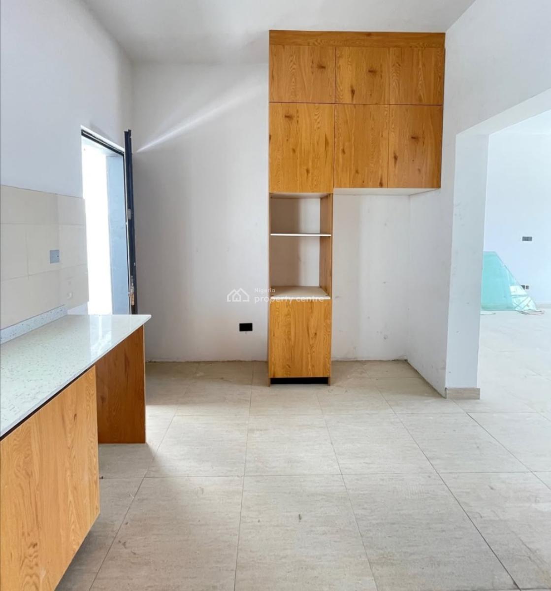 Luxury 3 Bedroom Maisonette with Bq, Off Admiralty Road, Lekki Phase 1, Lekki, Lagos, Block of Flats for Sale