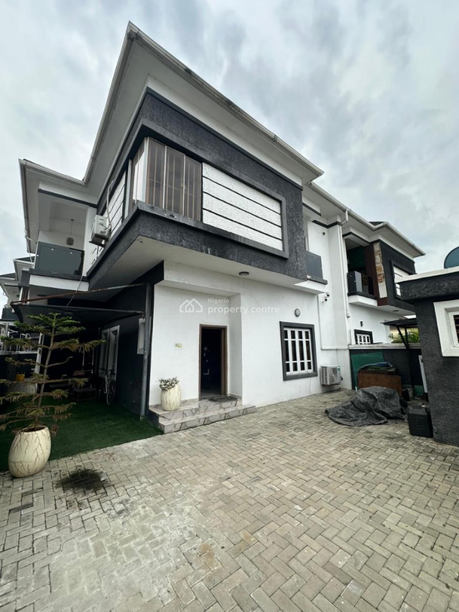 Spacious 4 Bedroom Semi Detached Duplex, Ologolo, Lekki, Lagos, Semi-detached Duplex for Rent