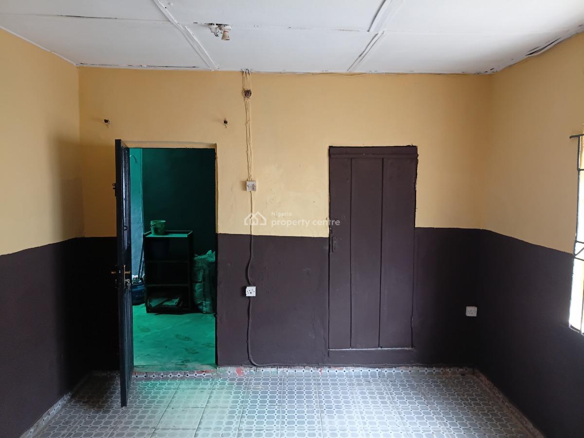 a Spacious Mini-flat in an Estate, an Estate Near Alagbole Bus Stop, Ojodu, Lagos, Mini Flat (room and Parlour) for Rent