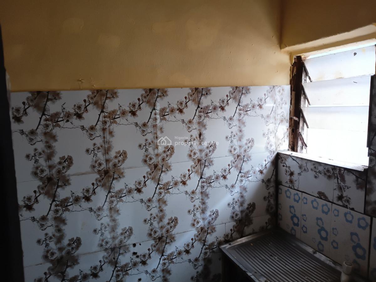 a Spacious Mini-flat in an Estate, an Estate Near Alagbole Bus Stop, Ojodu, Lagos, Mini Flat (room and Parlour) for Rent