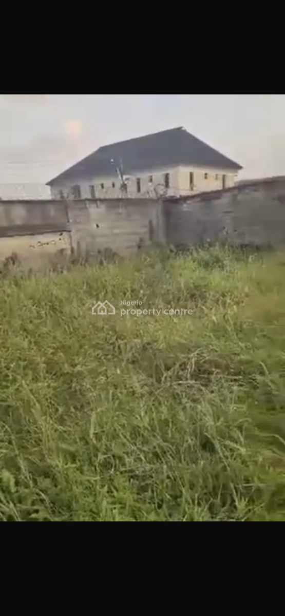 Dry Bare Land in a Secure Estate, Soluyi,gbagada Lagos, Soluyi, Gbagada, Lagos, Residential Land for Sale