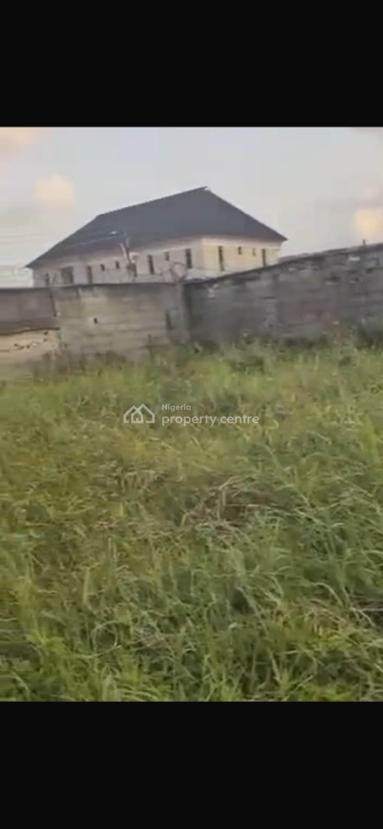Dry Bare Land in a Secure Estate, Soluyi,gbagada Lagos, Soluyi, Gbagada, Lagos, Residential Land for Sale