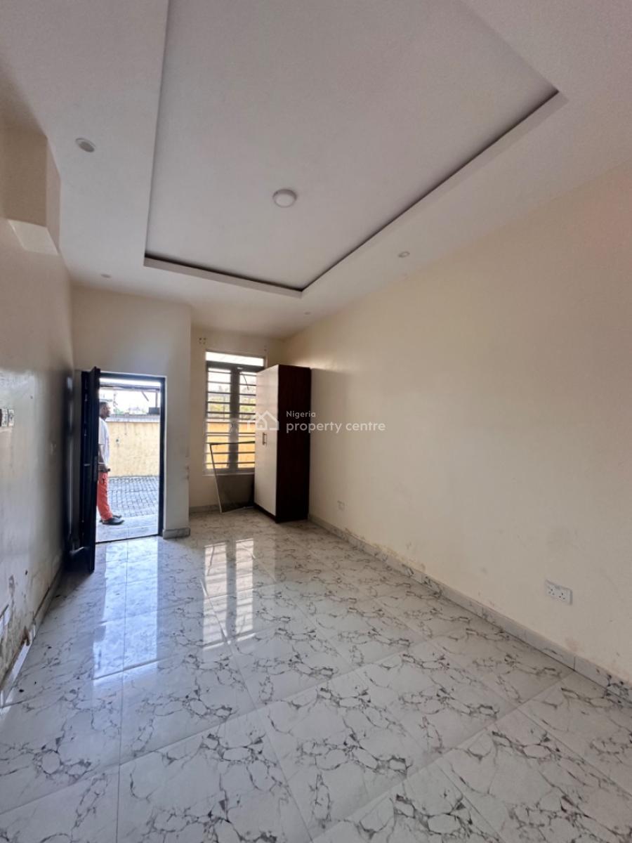 Clean Self Contained in a Secured Estate, Not Shared Apartment, Oral Estate, Lekki, Lagos, Self Contain (single Rooms) for Rent