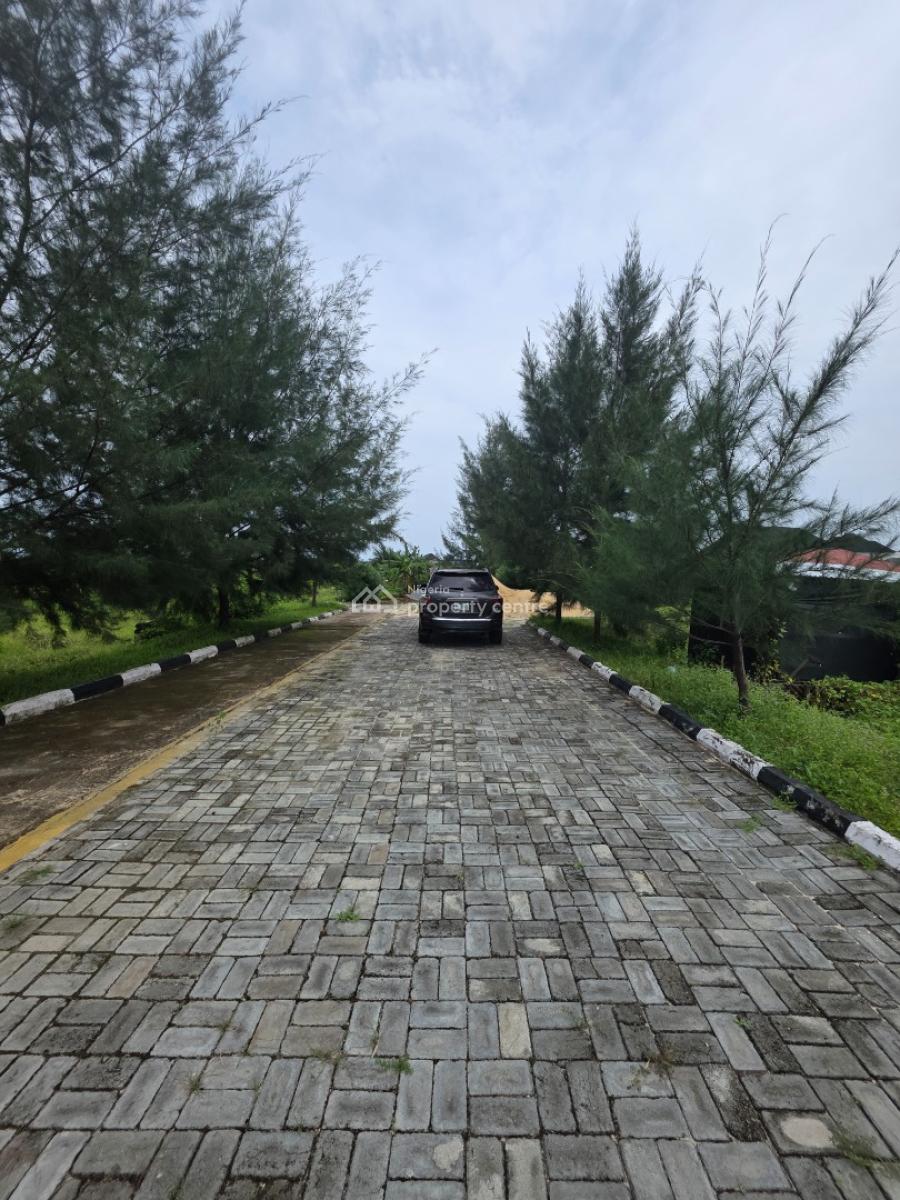 Primed 270sqm & 347sqm & 600sqm & 1088sqm in a Secured Estate, General Paint By Lbs, Ajah, Lagos, Land for Sale