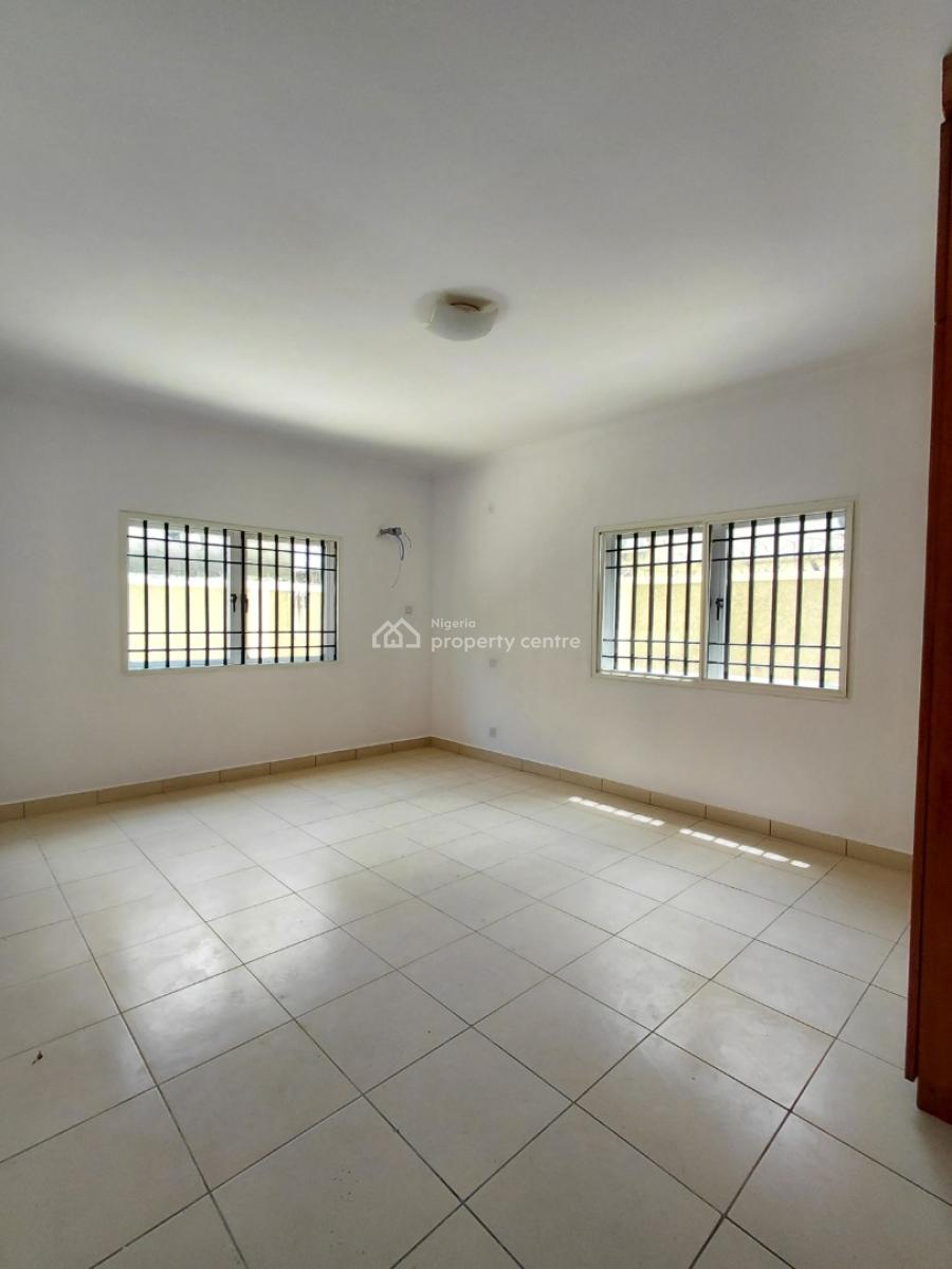 Spacious 3 Bedroom Apartment with Bq, Lekki Phase 1, Lekki, Lagos, Flat / Apartment for Rent