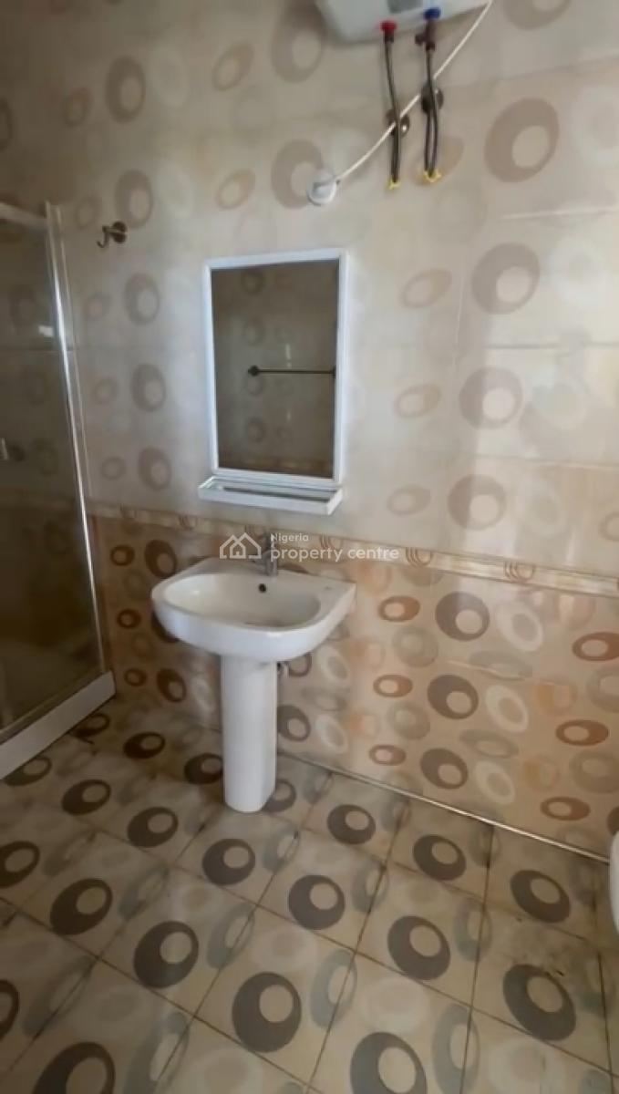 2 Bedroom Apartment, Tarred Road, Katampe Extension, Katampe, Abuja, Flat / Apartment for Rent
