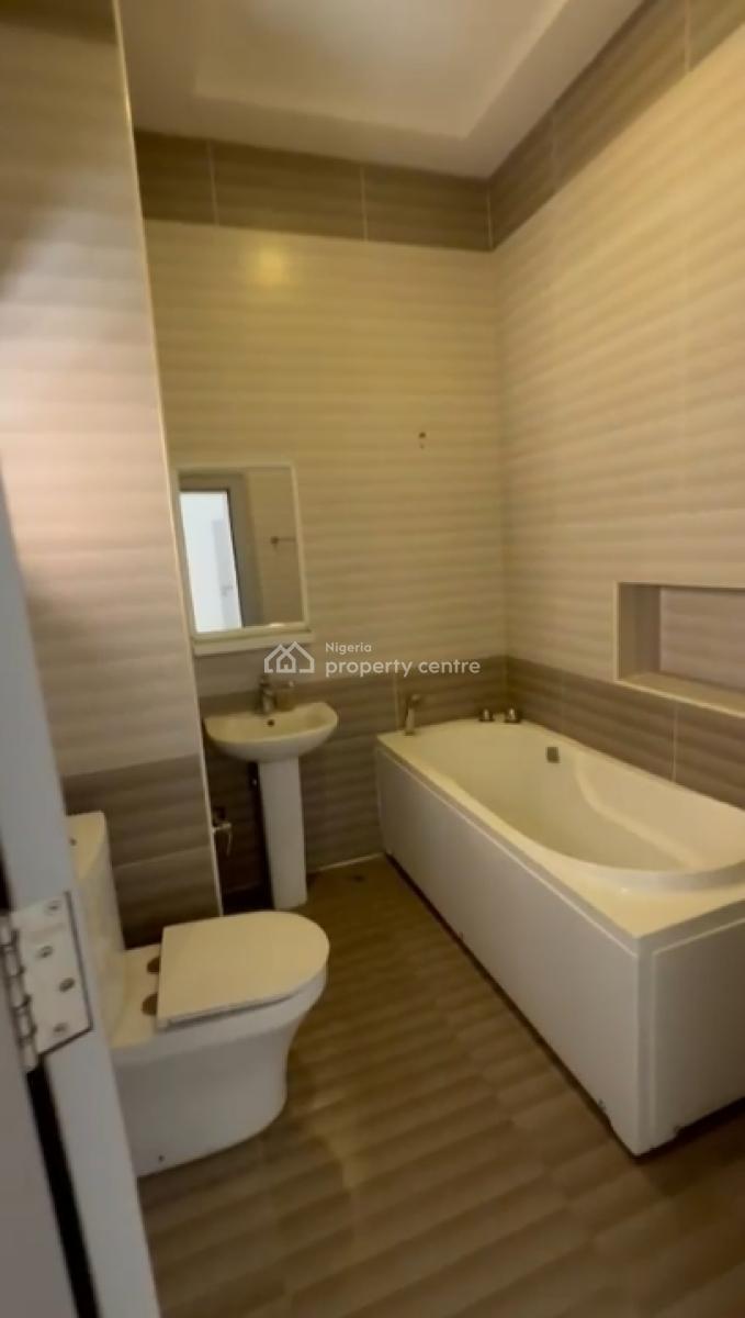 2 Bedroom Apartment, Tarred Road, Katampe Extension, Katampe, Abuja, Flat / Apartment for Rent