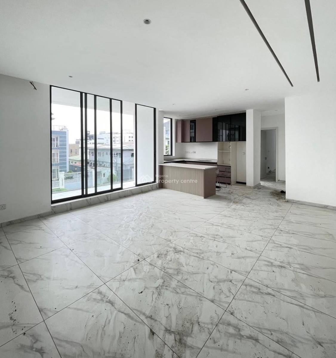 Lovely 2 Bedroom Apartment with Bq, Lekki Phase 1, Lekki Phase 1, Lekki, Lagos, Block of Flats for Sale