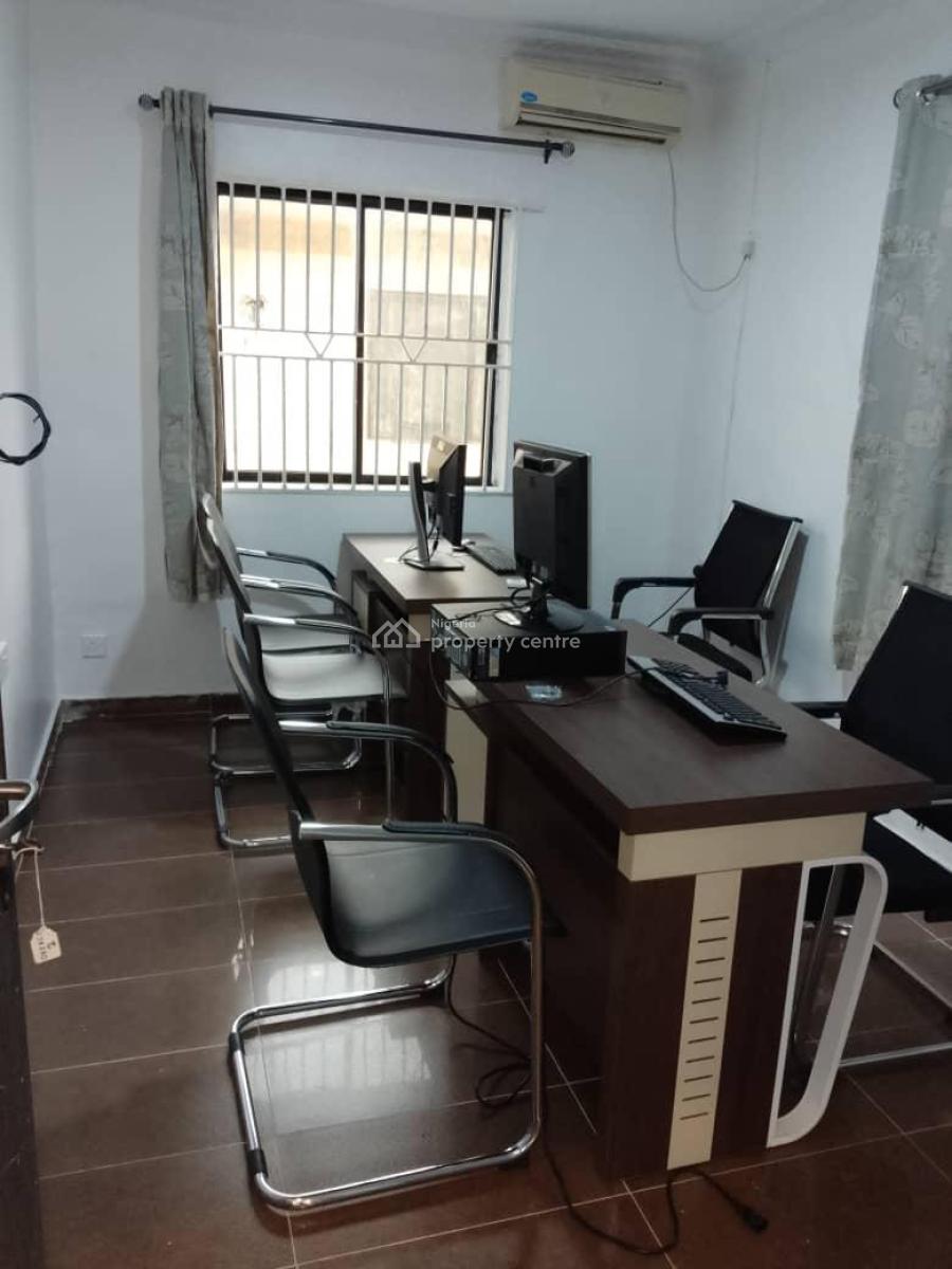 Executive 3 Bedroom Office + Conf Room+ Reception, Ikeja, Lagos, Commercial Property for Rent