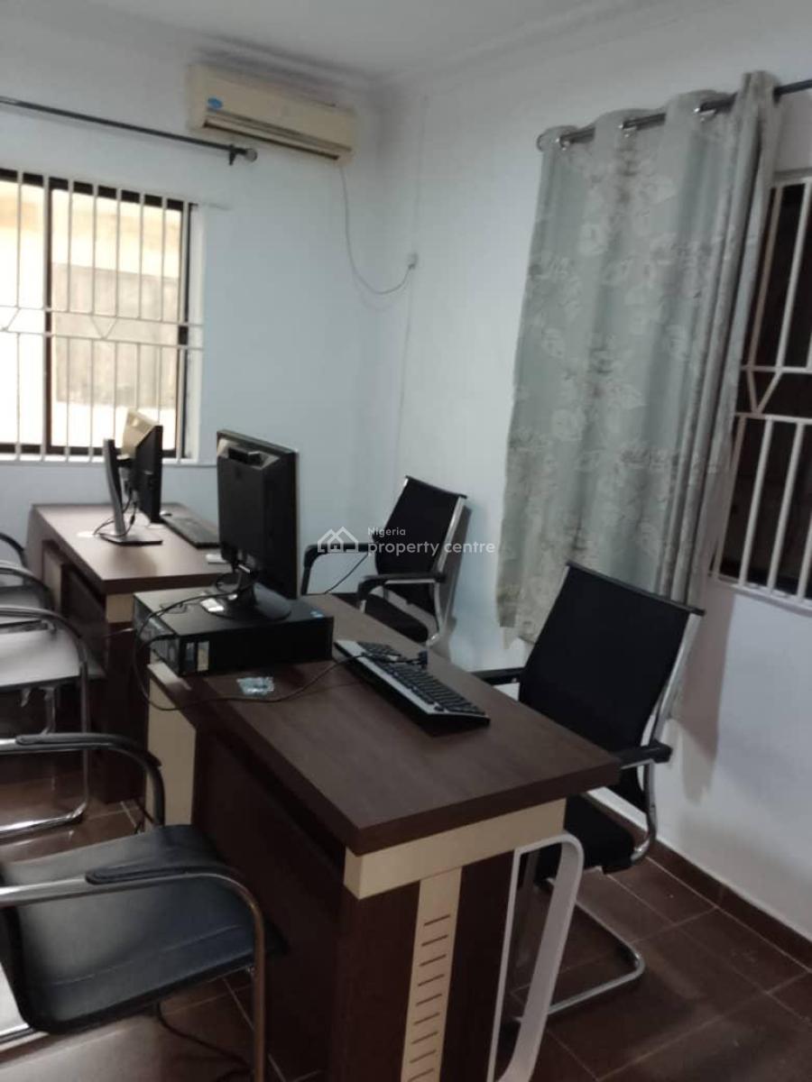 Executive 3 Bedroom Office + Conf Room+ Reception, Ikeja, Lagos, Commercial Property for Rent