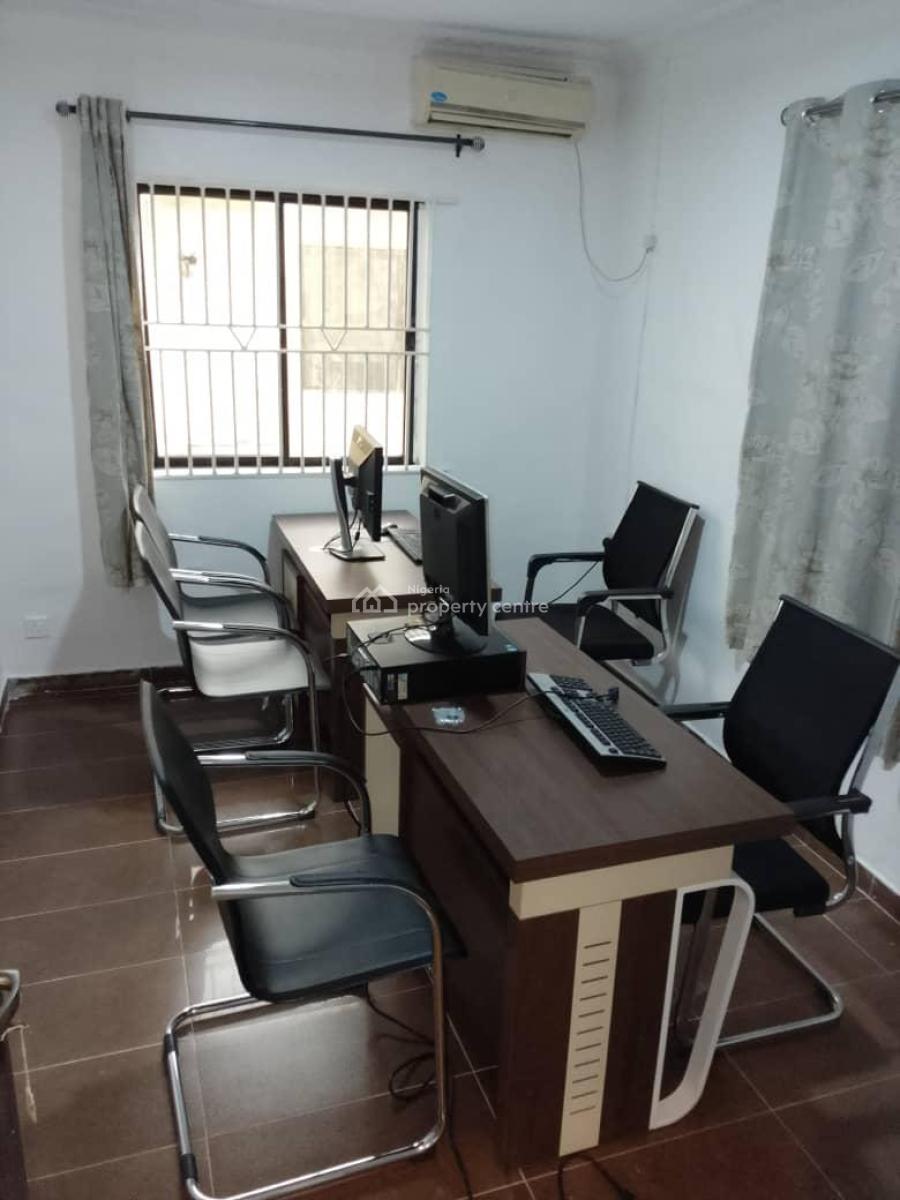 Executive 3 Bedroom Office + Conf Room+ Reception, Ikeja, Lagos, Commercial Property for Rent
