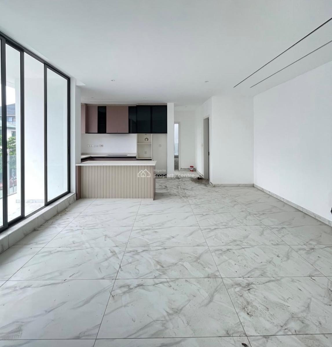 Lovely 2 Bedroom Apartment with Bq, Lekki, Lekki, Lagos, Block of Flats for Sale