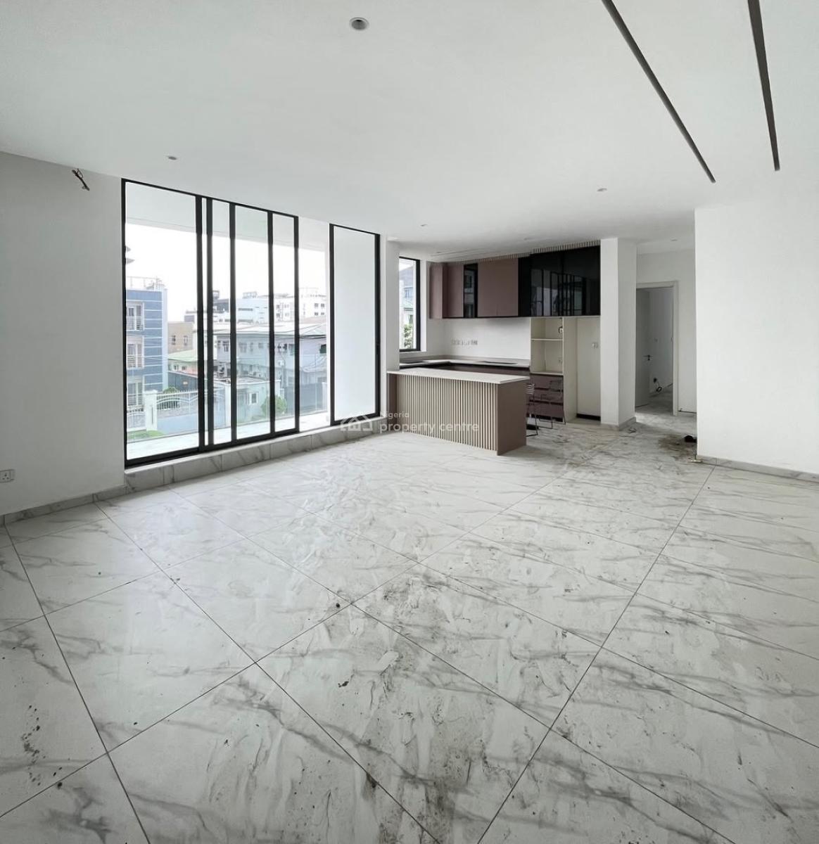Lovely 2 Bedroom Apartment with Bq, Lekki, Lekki, Lagos, Block of Flats for Sale