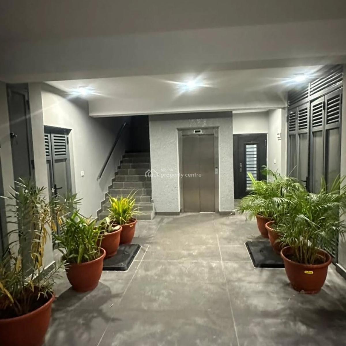 Fully Serviced 3 Bedroom Apartment, Lekki Phase 1, Lekki, Lagos, Flat / Apartment for Rent
