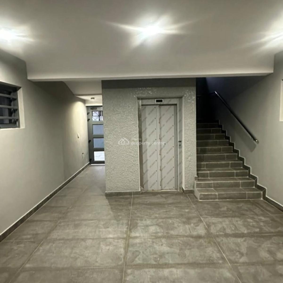 Fully Serviced 3 Bedroom Apartment, Lekki Phase 1, Lekki, Lagos, Flat / Apartment for Rent