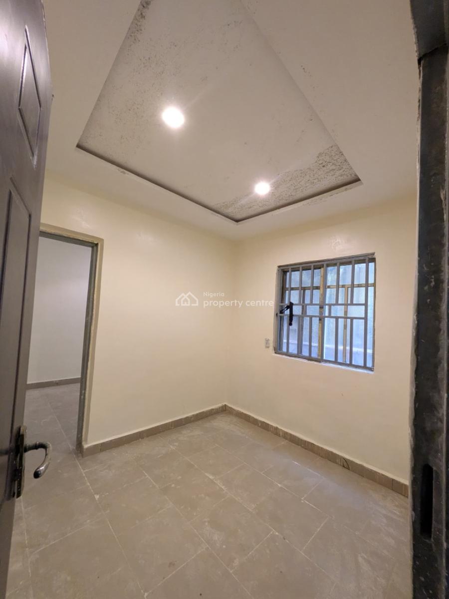 1bedroom Apartment  Location Apo Mechanic  1.6million Refundable C, Apo Resettlement, Apo, Abuja, Flat / Apartment for Rent