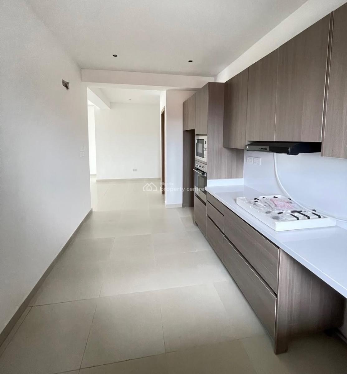 Lovely 3 Bedroom Apartment with Bq, Lekki Phase 1, Lekki Phase 1, Lekki, Lagos, Block of Flats for Sale