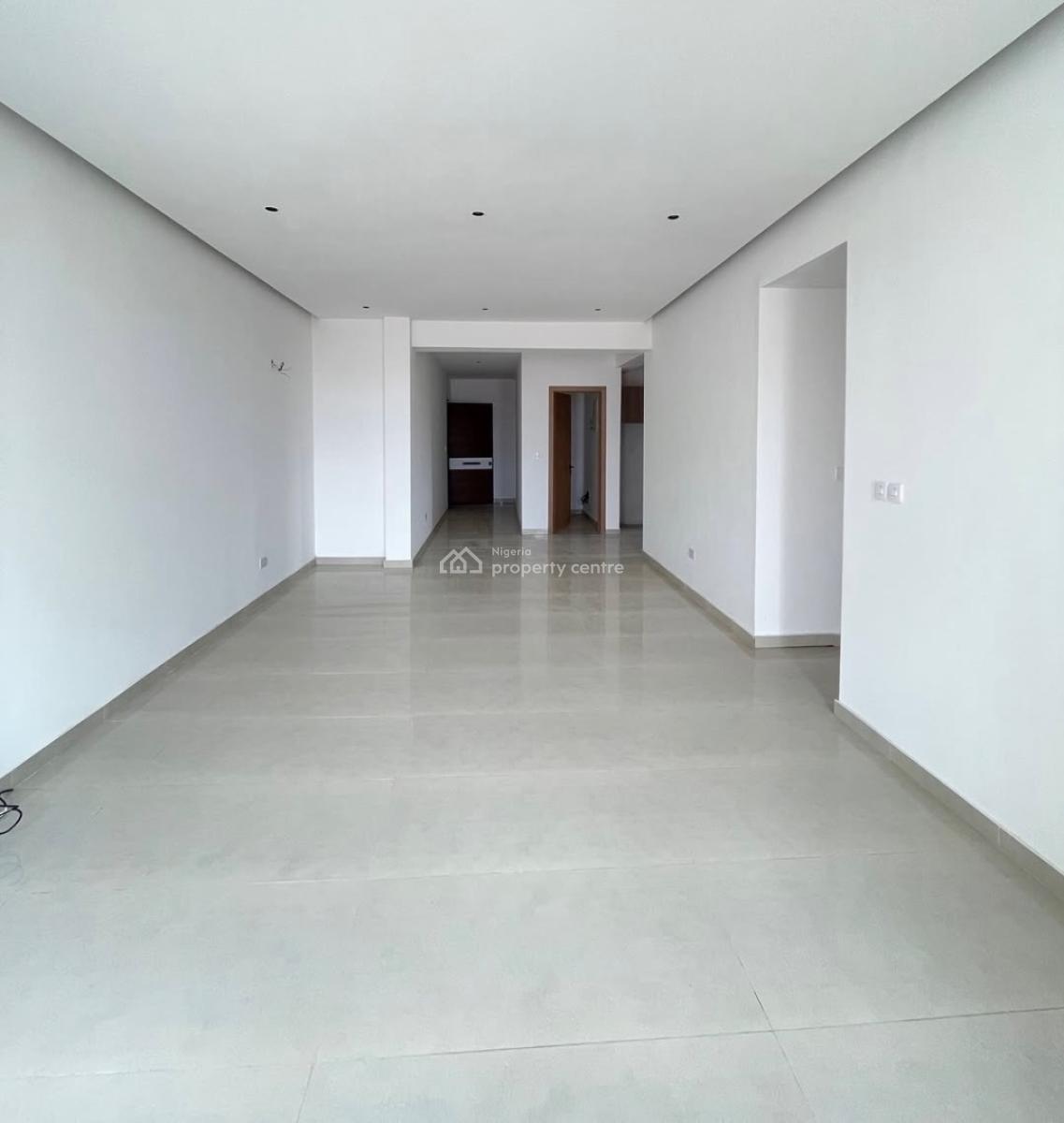 Lovely 3 Bedroom Apartment with Bq, Lekki Phase 1, Lekki Phase 1, Lekki, Lagos, Block of Flats for Sale